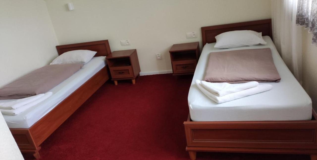 Bra Haus Hotel Branev Eksteriør billede